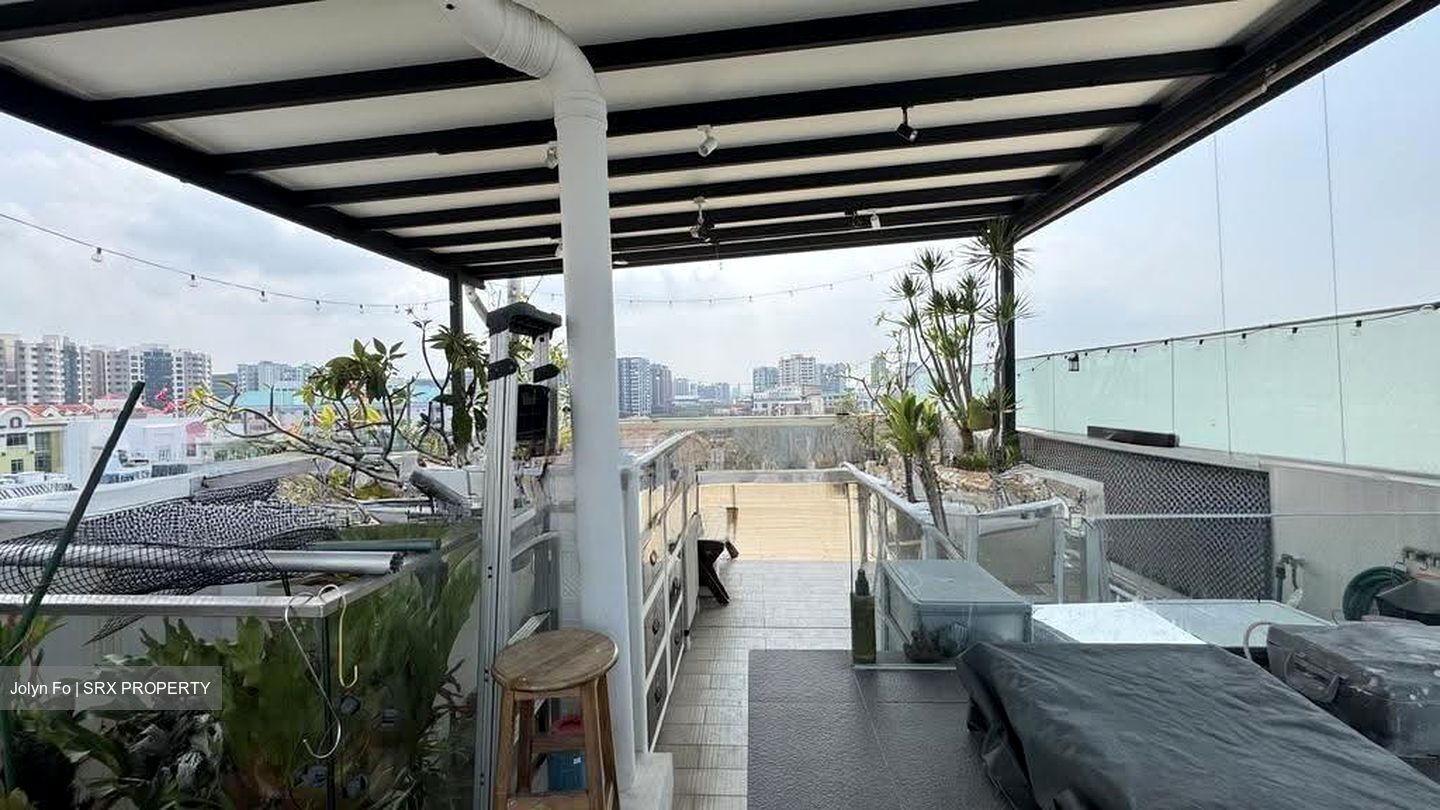 The Water Edge (D14), Apartment #610773441
